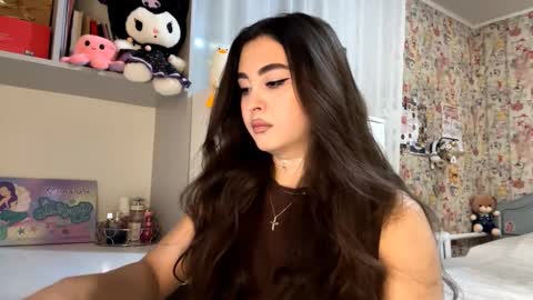 Snapshot of merlenegnoza chatting on 11/21/25, 04:05 Enni online show from 11/21/25, 04:05