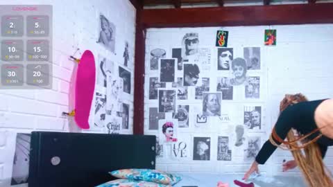 AURORA online show from 12/02/24, 11:51