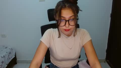 merly_14 online show from 06/01/26, 03:08