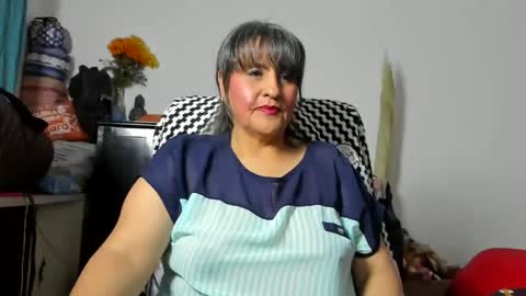 Snapshot of merlyna_goldens chatting on 05/21/26, 05:03 My next birthday is December 11th. online show from 05/21/26, 05:03