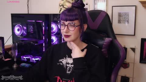 merrick monroe  online show from 11/05/25, 09:04