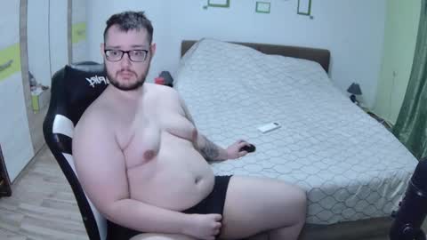 King and Queen online show from 04/25/26, 08:28