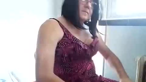 Snapshot of mery3881 chatting on 11/22/25, 10:03 mery3881 online show from 11/22/25, 10:03