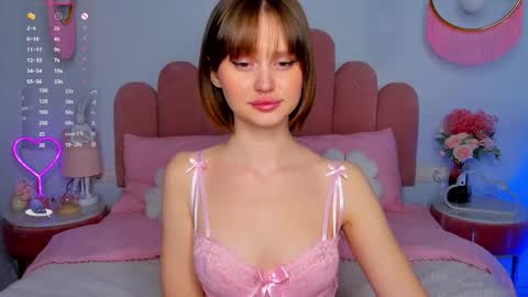 Anna online show from 11/12/25, 06:25