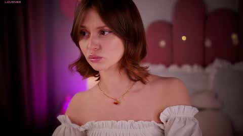Anna online show from 06/30/26, 05:30