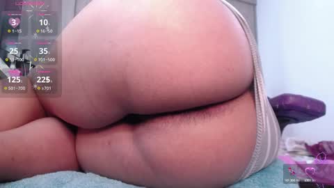 Snapshot of merylintiwg01 chatting on 01/15/25, 05:08 M online show from 01/15/25, 05:08