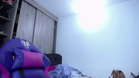 Snapshot of merylintiwg01 chatting on 02/19/25, 04:55 M online show from 02/19/25, 04:55