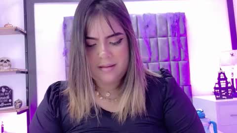 Snapshot of merystone chatting on 10/19/25, 04:57 Mery Stone online show from 10/19/25, 04:57