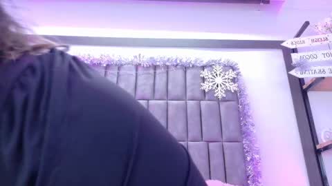 Snapshot of merystone chatting on 12/15/25, 04:39 Mery Stone online show from 12/15/25, 04:39