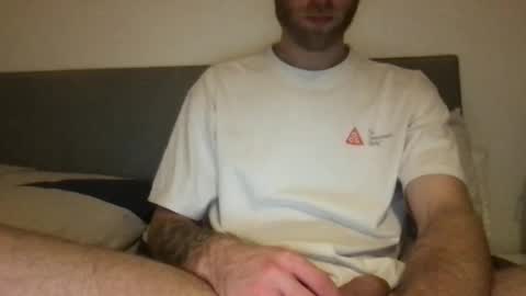 Snapshot of messageme11 chatting on 11/17/25, 11:10 messageme11 online show from 11/17/25, 11:10