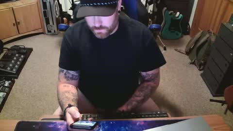 metalhead18787 online show from 07/25/26, 11:08