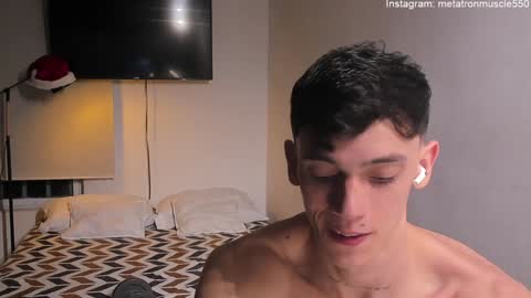 Snapshot of metatron_muscle chatting on 12/20/24, 01:36 Dany online show from 12/20/24, 01:36