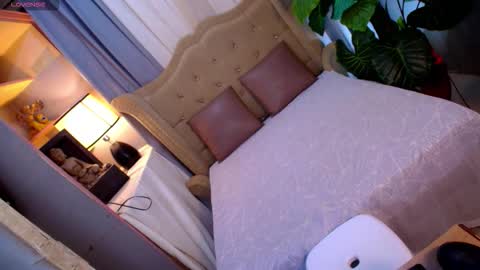 myka online show from 10/28/25, 03:32