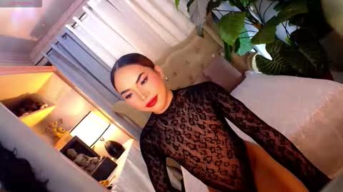 myka online show from 11/11/25, 10:48