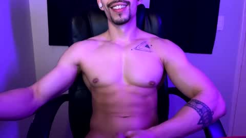 Snapshot of mettew22cm chatting on 03/06/25, 02:51 mettew22cm online show from 03/06/25, 02:51