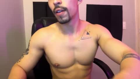 Snapshot of mettew22cm chatting on 03/08/25, 05:17 mettew22cm online show from 03/08/25, 05:17