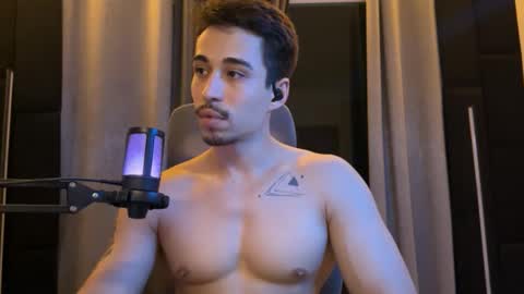 Snapshot of mettew22cm chatting on 10/09/25, 03:15 mettew22cm online show from 10/09/25, 03:15