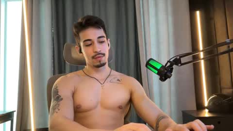 Snapshot of mettew22cm chatting on 11/08/25, 09:09 mettew22cm online show from 11/08/25, 09:09