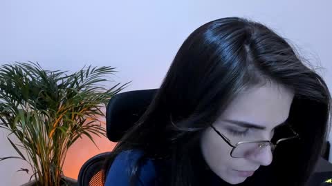 Snapshot of meurief chatting on 01/03/25, 01:59 Meurif online show from 01/03/25, 01:59