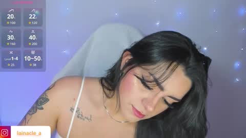 Snapshot of mexitalyguitarist chatting on 12/02/25, 04:40 Booniee online show from 12/02/25, 04:40