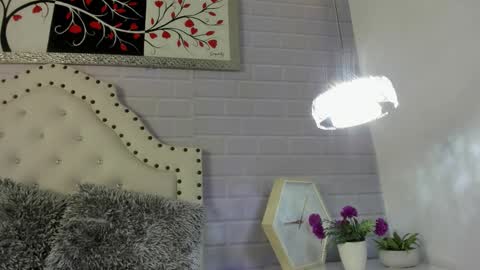 Snapshot of meybaldini chatting on 09/12/25, 05:35 Mey Cute online show from 09/12/25, 05:35