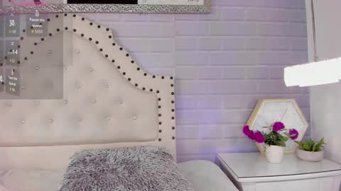 Snapshot of meybaldini chatting on 09/25/25, 12:09 Mey Cute online show from 09/25/25, 12:09