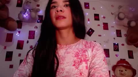 Snapshot of meygan_ chatting on 10/02/25, 04:19 meygan_ online show from 10/02/25, 04:19