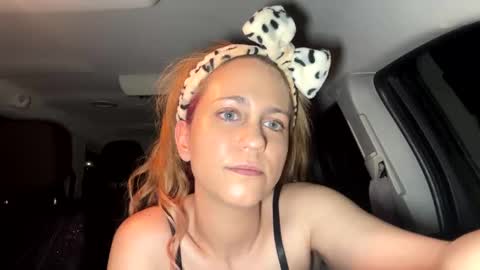 Snapshot of mezzy69 chatting on 01/19/25, 09:44 mezzy69 online show from 01/19/25, 09:44