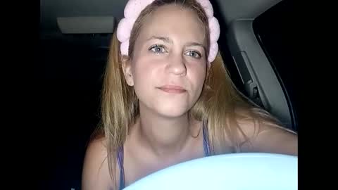 Snapshot of mezzy69 chatting on 09/21/25, 08:38 mezzy69 online show from 09/21/25, 08:38