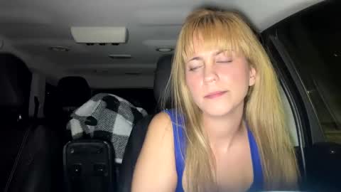 Snapshot of mezzy69 chatting on 11/06/25, 09:21 mezzy69 online show from 11/06/25, 09:21