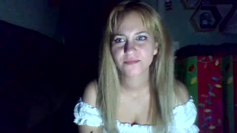 Snapshot of mezzy69 chatting on 12/03/25, 08:45 mezzy69 online show from 12/03/25, 08:45