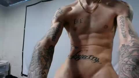 Snapshot of mfbadboii chatting on 01/13/25, 07:21 BadBoii online show from 01/13/25, 07:21