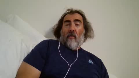 Snapshot of mfbardo1 chatting on 05/12/26, 06:21 DaddyBear4U online show from 05/12/26, 06:21