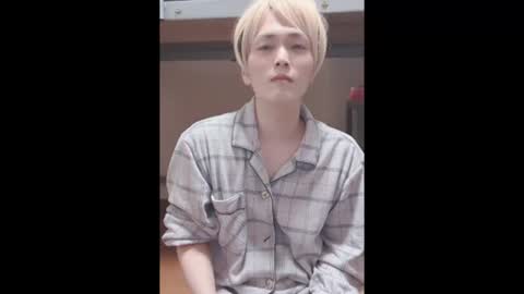 Snapshot of mgnhiroyuki chatting on 05/09/26, 01:00 mgnhiroyuki online show from 05/09/26, 01:00