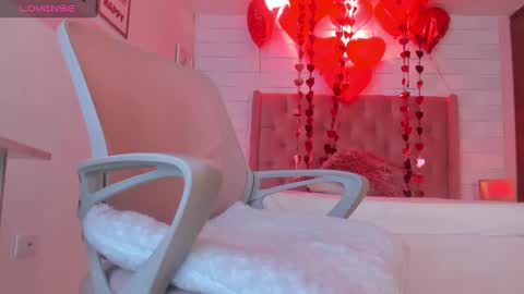 Snapshot of mhellissaw chatting on 02/16/25, 02:31 melissa online show from 02/16/25, 02:31