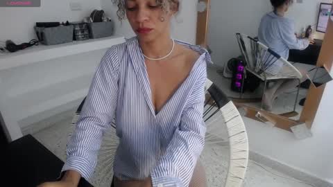 Snapshot of mhulattahot_ chatting on 01/05/25, 02:27 Mulata Spencer online show from 01/05/25, 02:27
