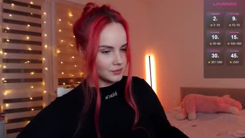 Snapshot of mi_cherry chatting on 01/10/25, 01:32 Alice online show from 01/10/25, 01:32