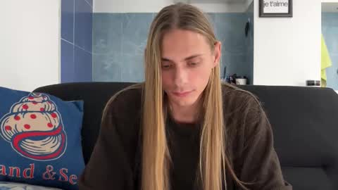 Misha online show from 12/18/25, 02:12