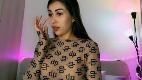 Mia Martskaya online show from 01/02/25, 11:31