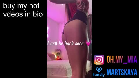 Mia Martskaya online show from 10/22/25, 10:15