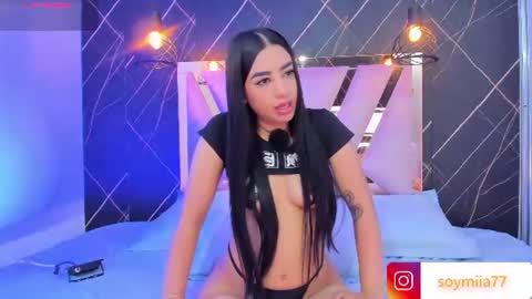 Mia online show from 06/12/26, 12:53
