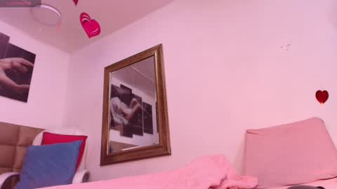 Emi online show from 03/08/25, 07:09