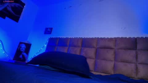 Emi online show from 10/01/25, 07:20