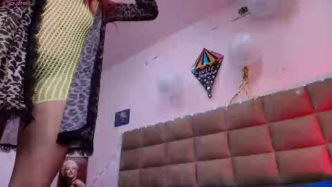 Emi online show from 10/06/25, 07:33