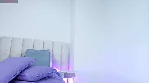 Emi online show from 11/15/25, 07:21