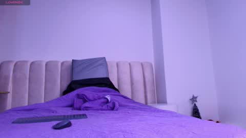 Emi online show from 01/13/26, 07:19