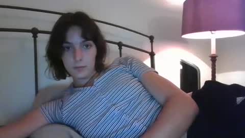 Snapshot of mia_177 chatting on 09/10/25, 01:16 mia_177 online show from 09/10/25, 01:16