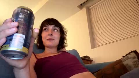 Snapshot of mia_177 chatting on 11/20/25, 12:11 mia_177 online show from 11/20/25, 12:11