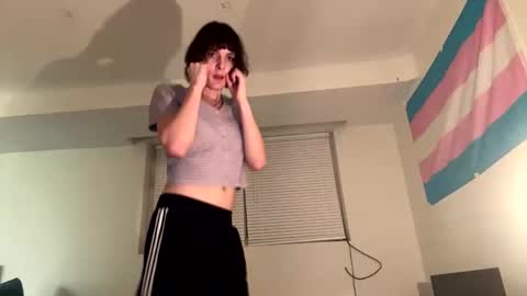 Snapshot of mia_177 chatting on 01/16/26, 04:27 mia_177 online show from 01/16/26, 04:27