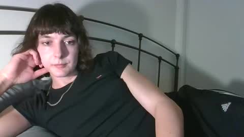 Snapshot of mia_177 chatting on 02/15/26, 08:57 mia_177 online show from 02/15/26, 08:57